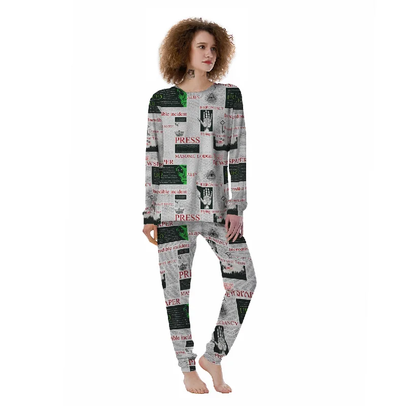 Newspaper Aliens Topic Print Pattern Women's Pajamas