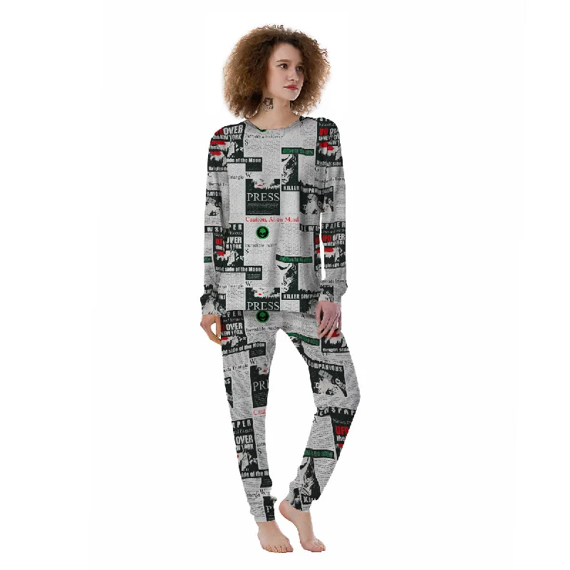 Newspaper Headlines Alien Print Pattern Women's Pajamas