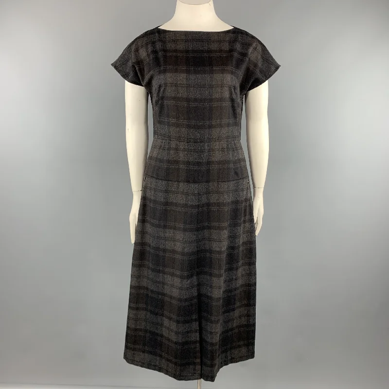 AKRIS Size 10 Grey Plaid Wool / Angora Cap Sleeve Shift Dress