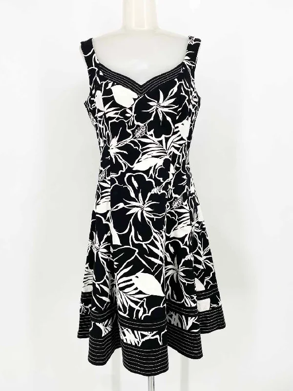 Nine West Women's black/white V-Neck Tropical Date Night Size 4 Dress