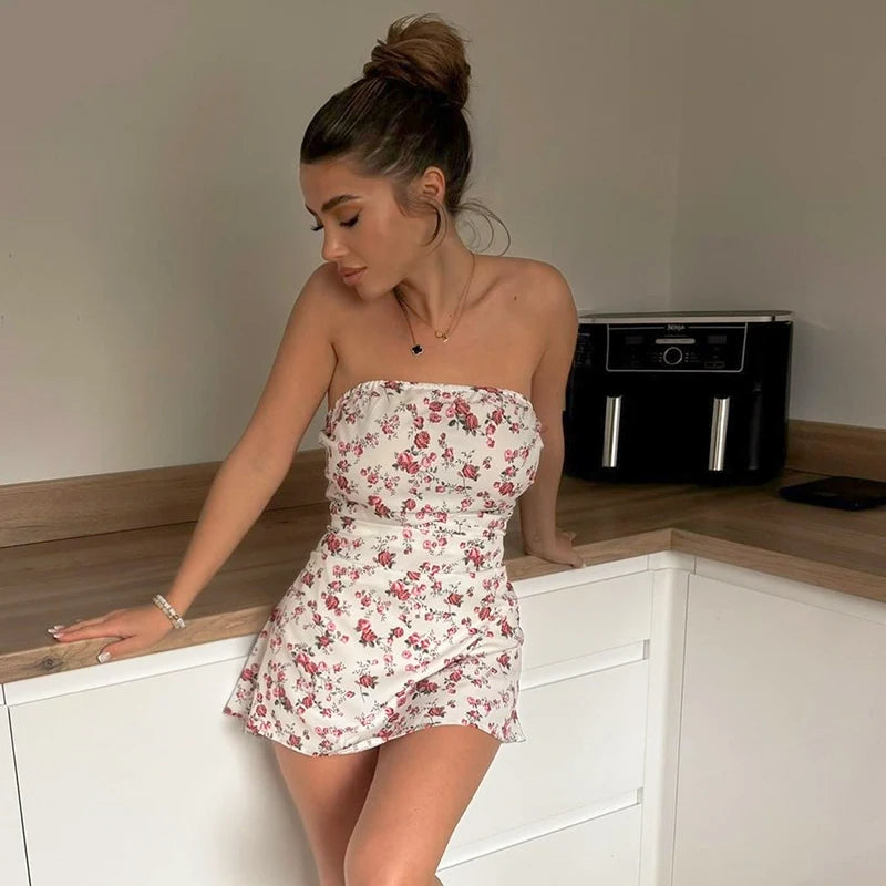 Strapless floral slim-fit large Backless Dress Europe and the United States Casual Holiday Style sexy Spice Short Skirt