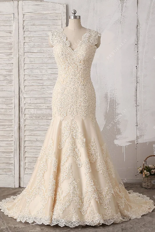 Champagne Lace V-Back Trumpet Long Wedding Dress