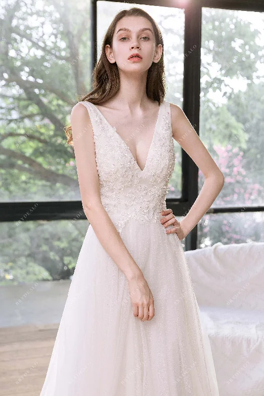 Long Dreamy Lace Tulle A-line Wedding Dress